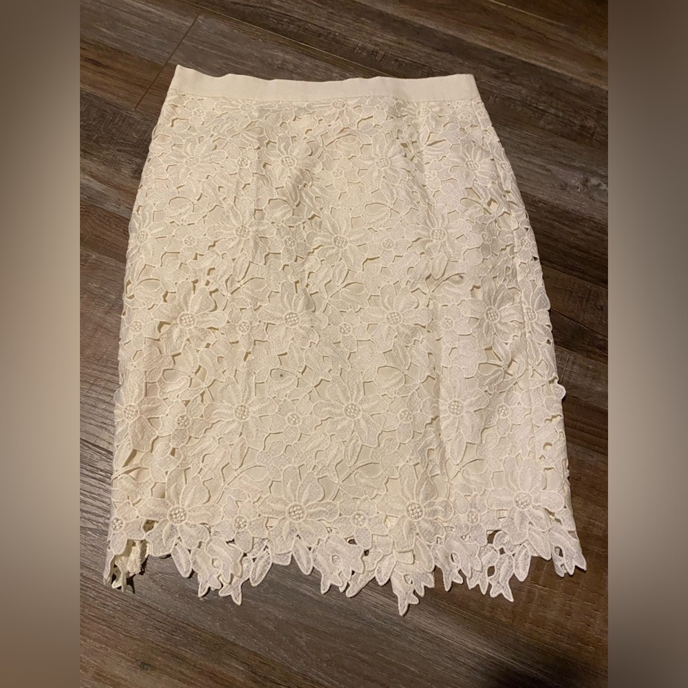 50%offw❤️ Taylor Floral Ivory White Lace Pencil Skirt 4 appliqué embroidered